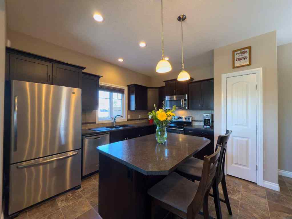 MLS® A2217556 - 5315-A 50 Avenue  in NONE Rocky Mountain House, Residential