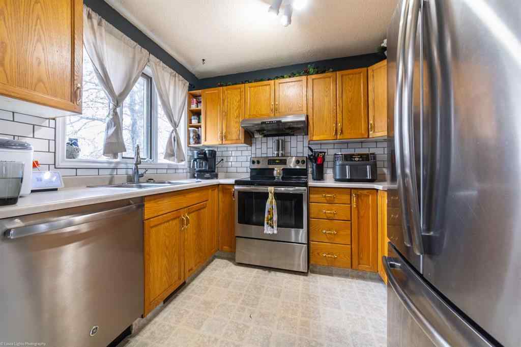 MLS® A2217560 - 127 3rd Street E in NONE St. Walburg, Residential