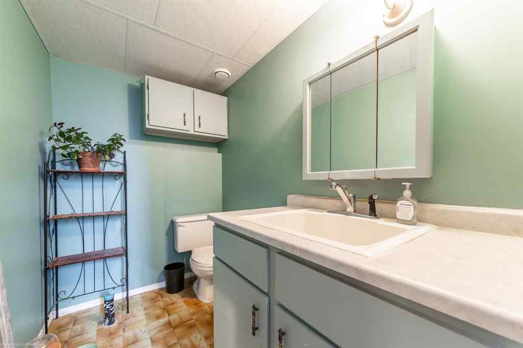 MLS® A2217560 - 127 3rd Street E in NONE St. Walburg, Residential