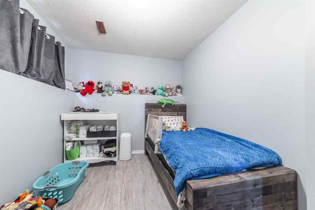 MLS® A2217560 - 127 3rd Street E in NONE St. Walburg, Residential