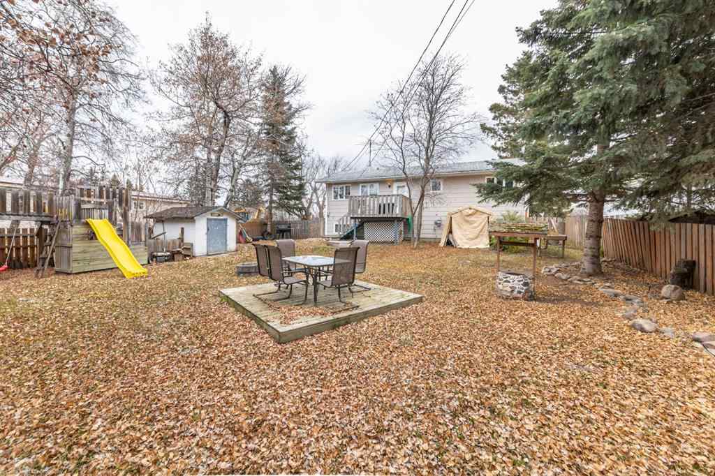 MLS® A2217560 - 127 3rd Street E in NONE St. Walburg, Residential