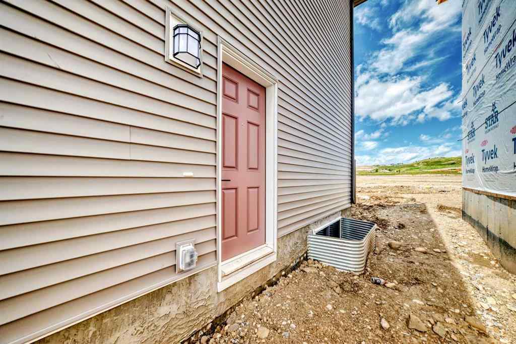 MLS® A2217577 - 430 Heartland Way  in Heartland Cochrane, Residential