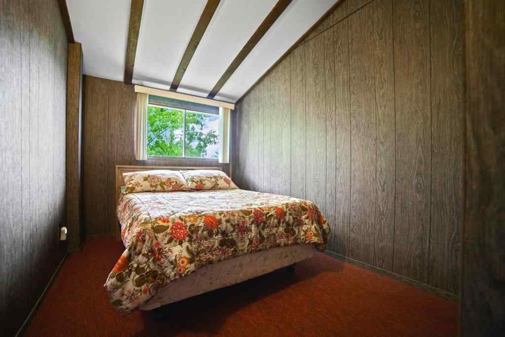 MLS® A2217603 - 5 Shady Drive   in NONE Rochon Sands, Residential