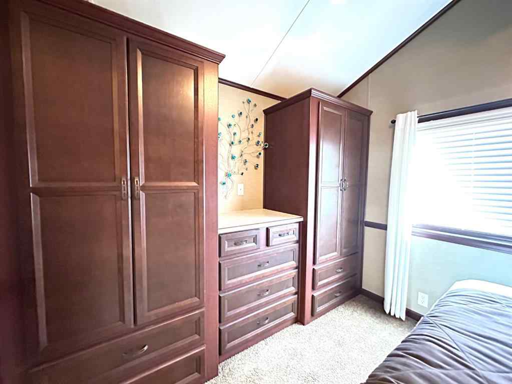 MLS® A2217604 - 1115 Oak Avenue  in  Lac Des Iles, Residential
