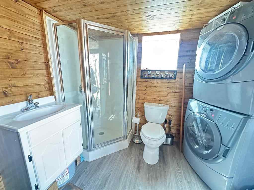 MLS® A2217604 - 1115 Oak Avenue  in  Lac Des Iles, Residential