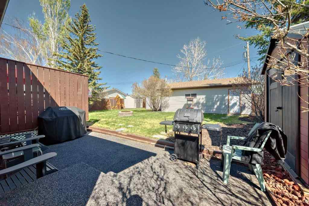 MLS® A2217610 - 314 Mckinnon Drive  in NONE Carseland, Residential