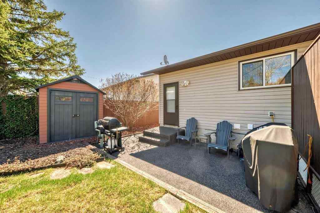 MLS® A2217610 - 314 Mckinnon Drive  in NONE Carseland, Residential