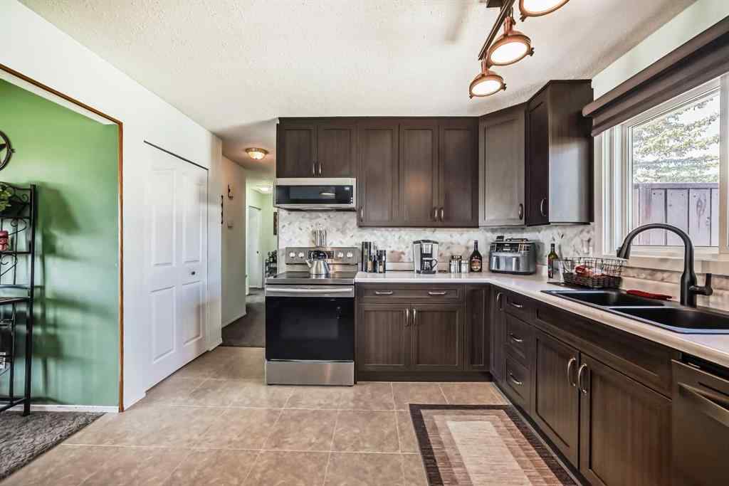 MLS® A2217610 - 314 Mckinnon Drive  in NONE Carseland, Residential