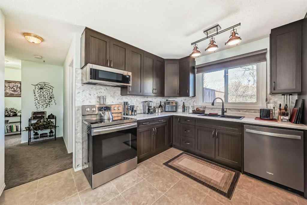 MLS® A2217610 - 314 Mckinnon Drive  in NONE Carseland, Residential