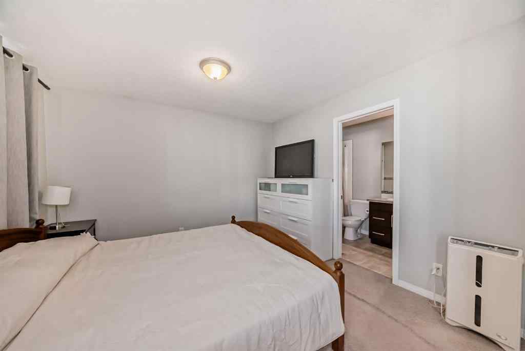MLS® A2217623 - 175 Kincora Heath NW in Kincora Calgary, Residential