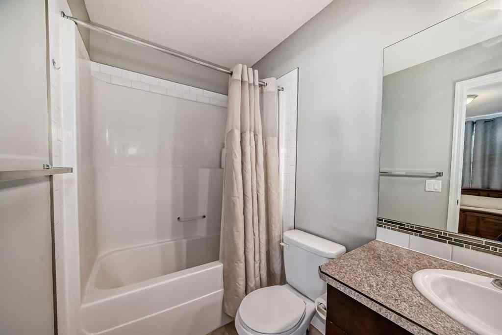 MLS® A2217623 - 175 Kincora Heath NW in Kincora Calgary, Residential