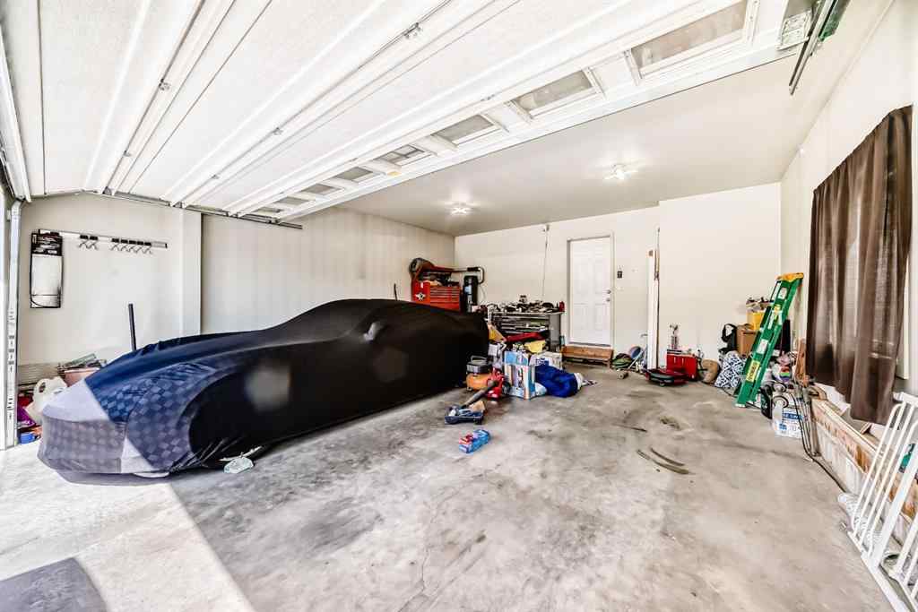 MLS® A2217649 - 612 Montgomery Close SE in Montrose High River, Residential