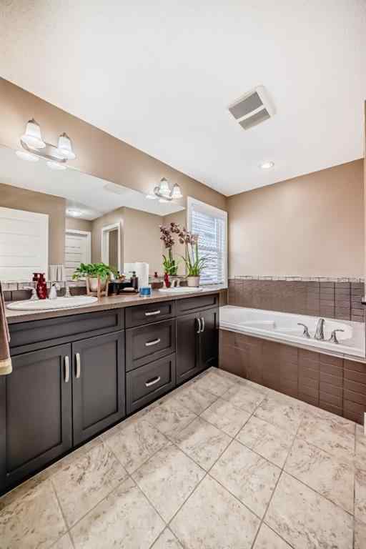 MLS® A2217649 - 612 Montgomery Close SE in Montrose High River, Residential