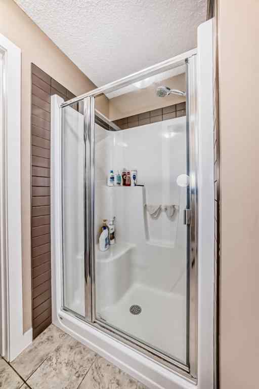 MLS® A2217649 - 612 Montgomery Close SE in Montrose High River, Residential