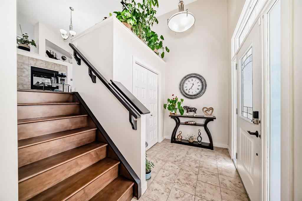 MLS® A2217649 - 612 Montgomery Close SE in Montrose High River, Residential
