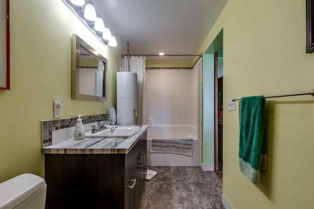 MLS® A2217654 - 35020 Range Road 11   in NONE Rural Red Deer County, Residential