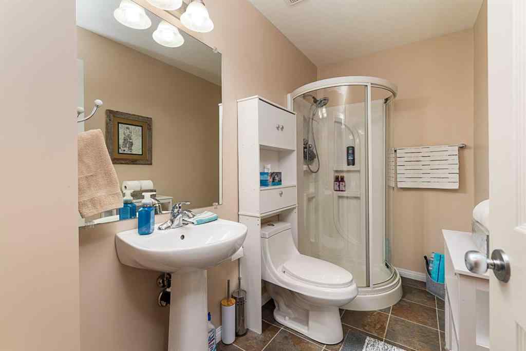 MLS® A2217655 - 6816 39A Street  in Parkview Estates Lloydminster, Residential