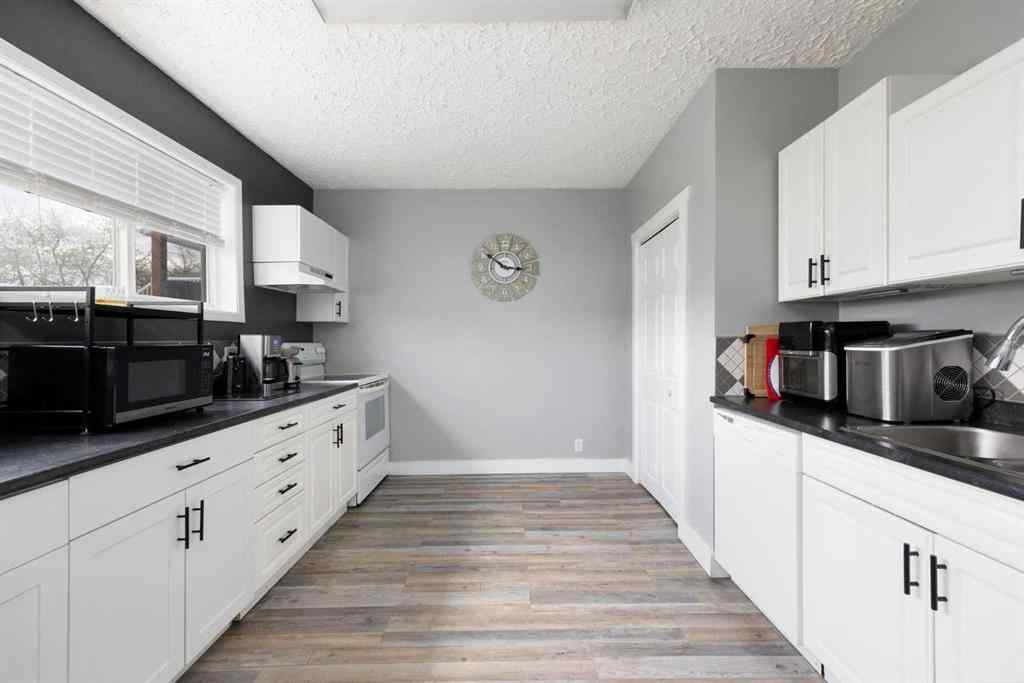 MLS® A2217656 - 115 Christina Court  in Thickwood Fort McMurray, Residential