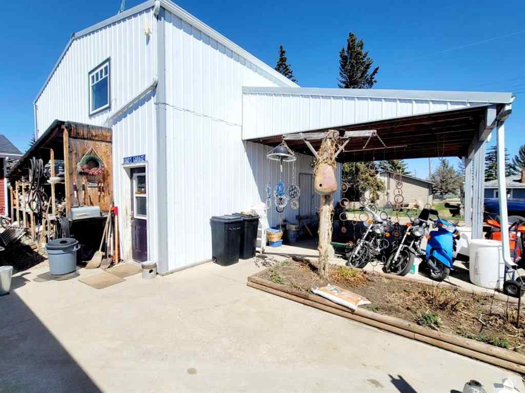 MLS® A2217742 - 209 Centre Street S in NONE Linden, Residential
