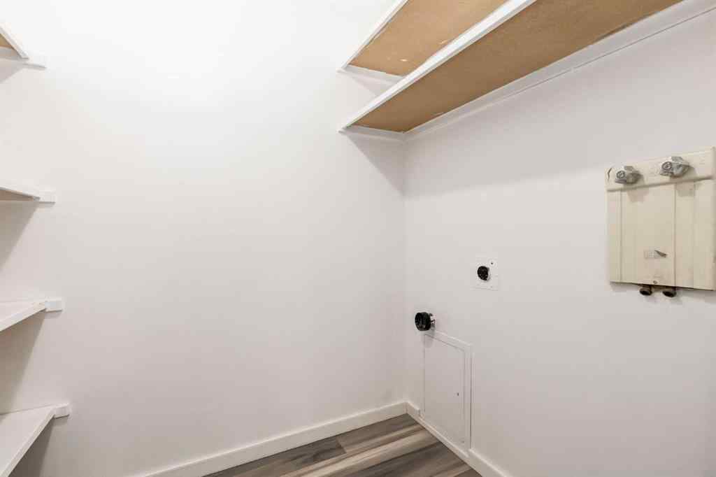 MLS® A2217749 - Unit #205A 7301 4A Street SW in Kingsland Calgary, Residential