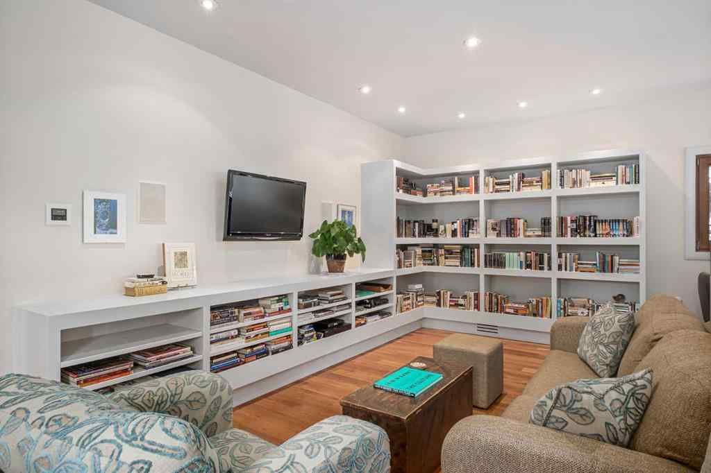 MLS® A2217754 - 1403 Beverley Place SW in Bel-Aire Calgary, Residential