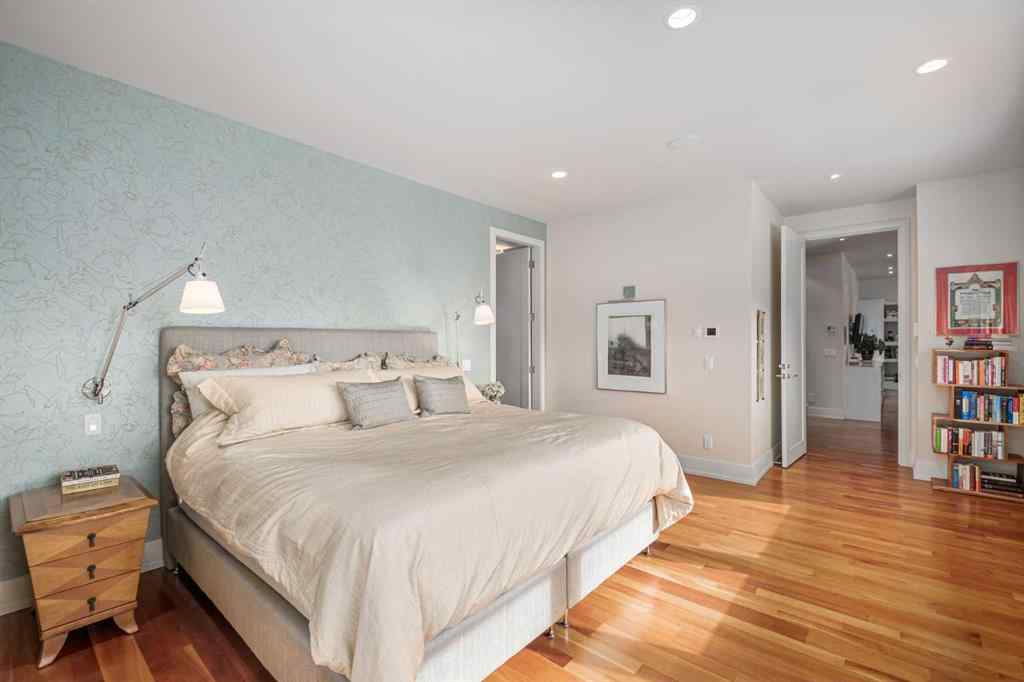 MLS® A2217754 - 1403 Beverley Place SW in Bel-Aire Calgary, Residential