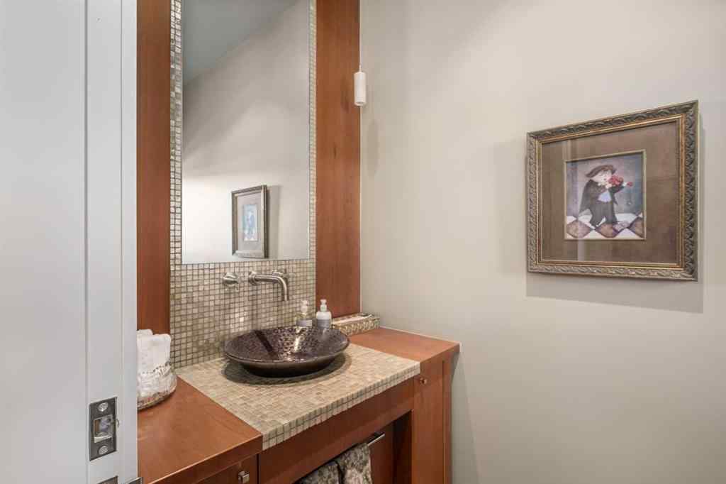 MLS® A2217754 - 1403 Beverley Place SW in Bel-Aire Calgary, Residential