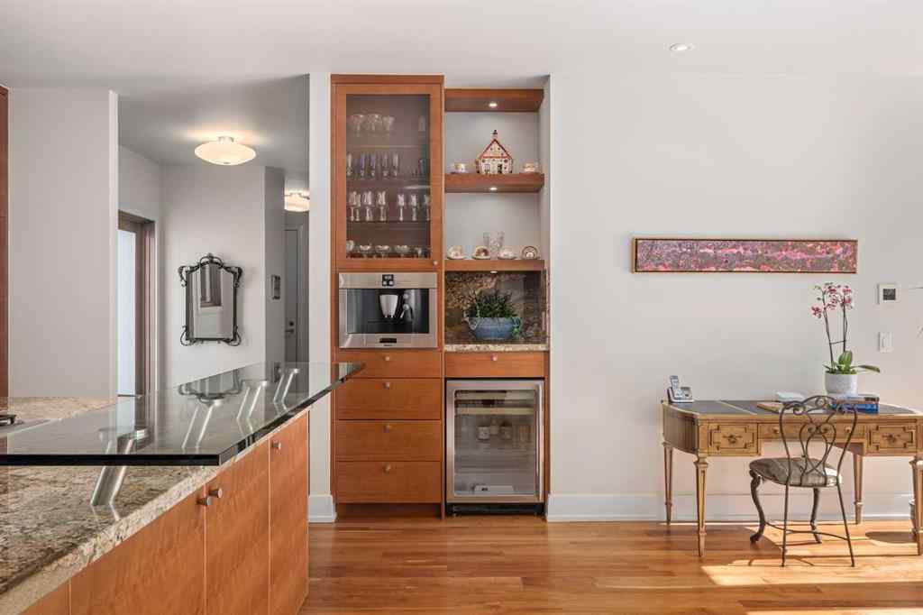 MLS® A2217754 - 1403 Beverley Place SW in Bel-Aire Calgary, Residential