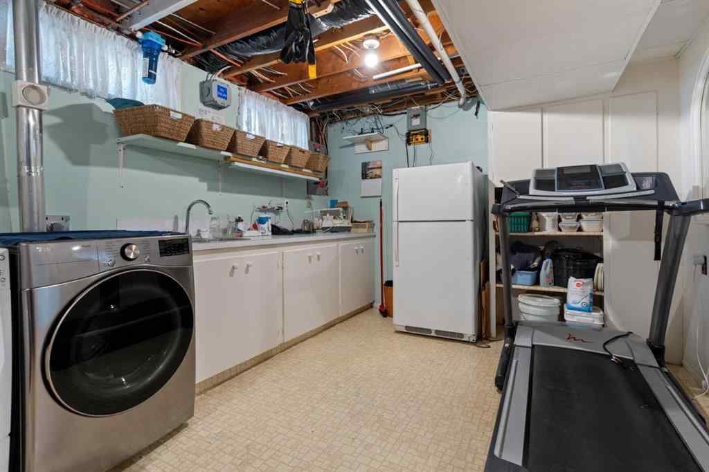 MLS® A2217779 - 5208 43 Avenue  in Rosedale Camrose, Residential