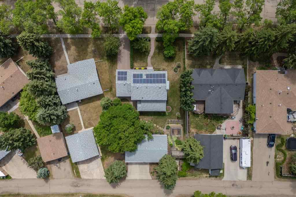 MLS® A2217779 - 5208 43 Avenue  in Rosedale Camrose, Residential