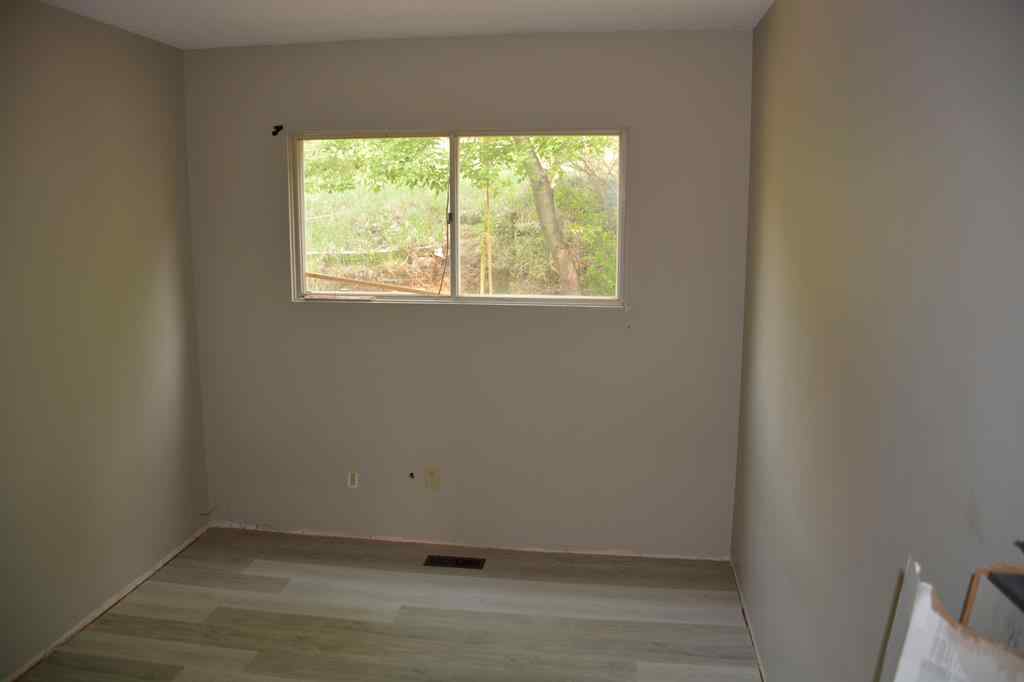 MLS® A2217800 - 10333 110 Avenue  in South End Peace River, Residential