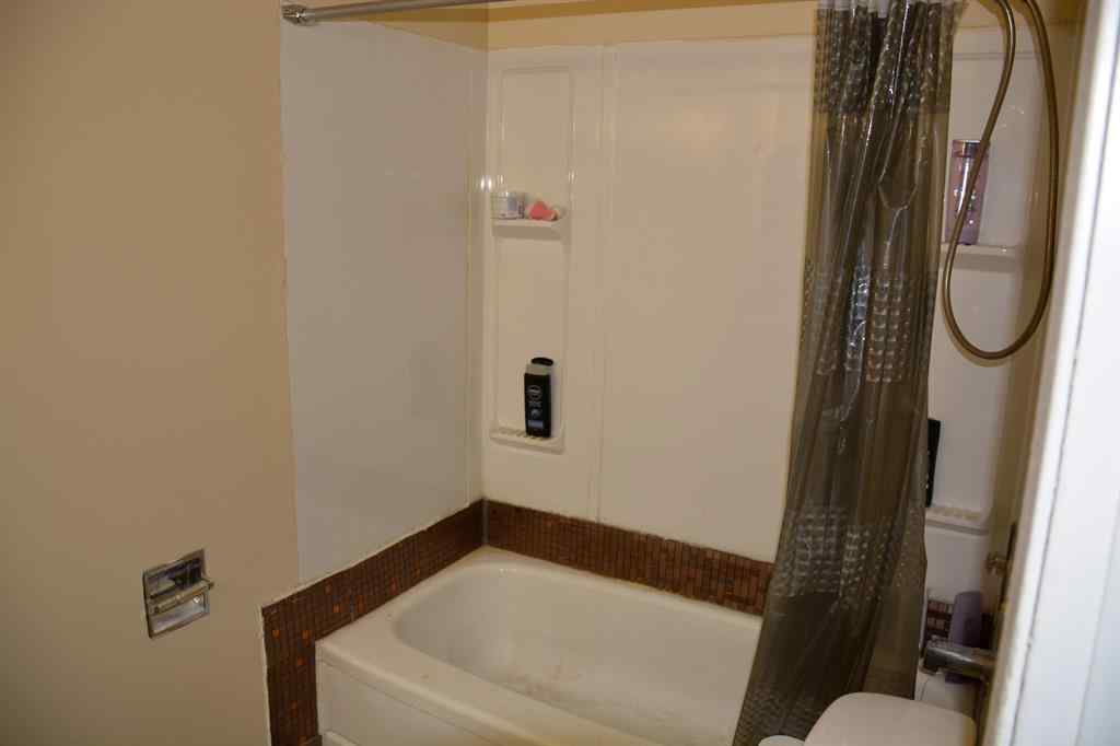 MLS® A2217800 - 10333 110 Avenue  in South End Peace River, Residential