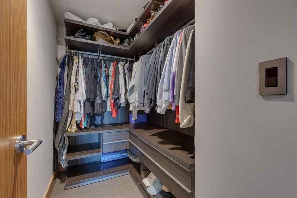 MLS® A2217816 - Unit #412 738 1 Avenue SW in Eau Claire Calgary, Residential