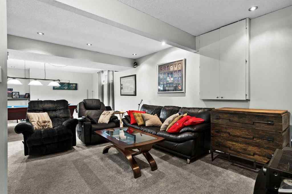 MLS® A2217819 - 110 Rocky Ridge Green NW in Rocky Ridge Calgary, Residential