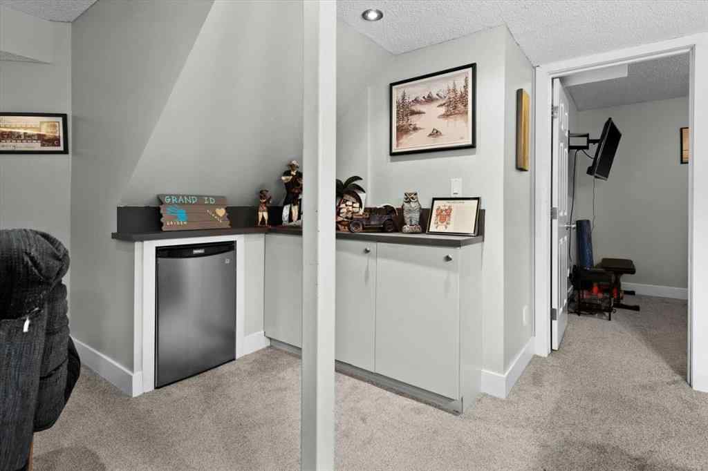 MLS® A2217819 - 110 Rocky Ridge Green NW in Rocky Ridge Calgary, Residential