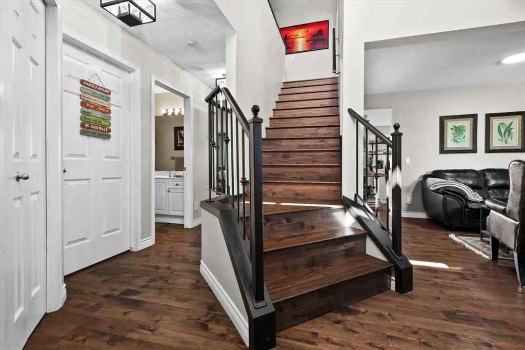 MLS® A2217819 - 110 Rocky Ridge Green NW in Rocky Ridge Calgary, Residential
