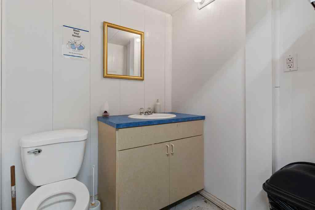 MLS® A2217843 - 2 Railway Avenue N in Hay Lakes Hay Lakes, Commercial