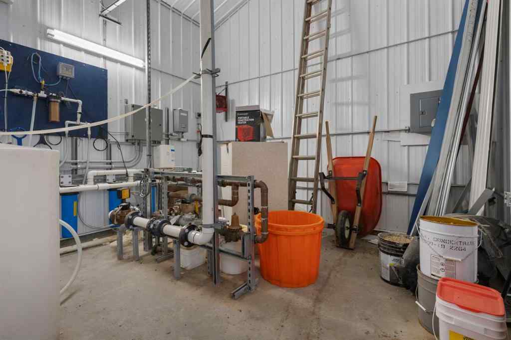 MLS® A2217843 - 2 Railway Avenue N in Hay Lakes Hay Lakes, Commercial