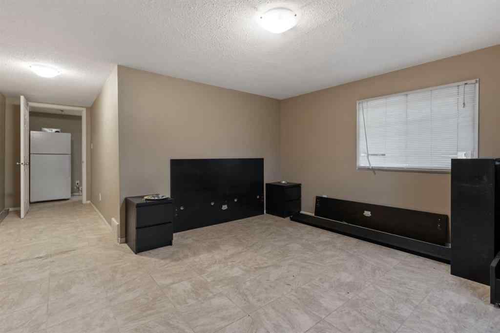 MLS® A2217843 - 2 Railway Avenue N in Hay Lakes Hay Lakes, Commercial