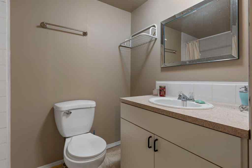 MLS® A2217843 - 2 Railway Avenue N in Hay Lakes Hay Lakes, Commercial