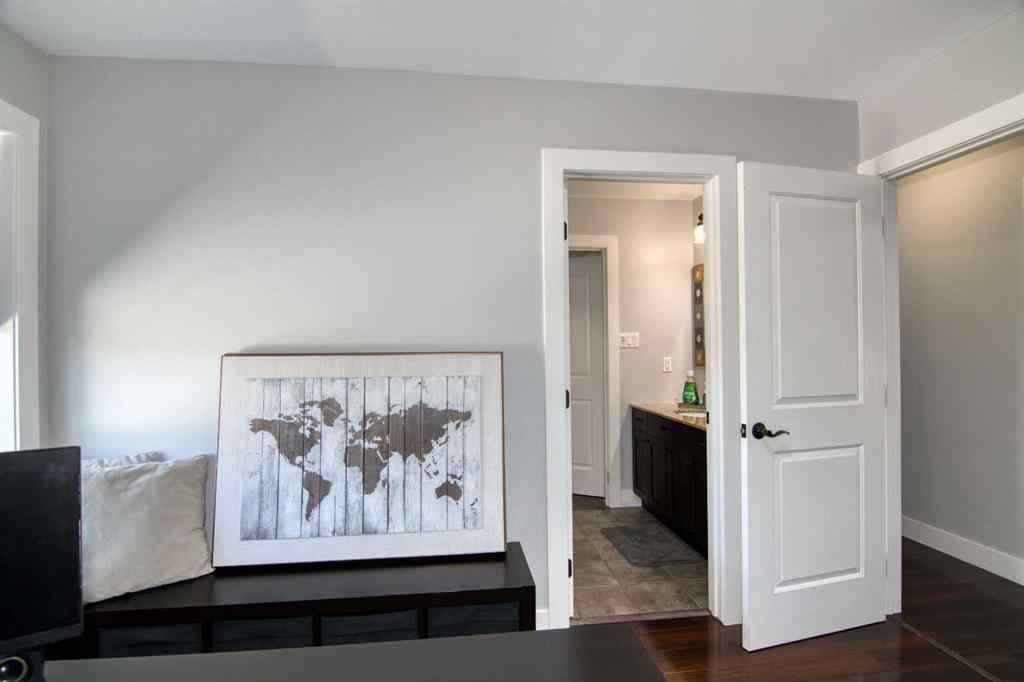 MLS® A2217851 - 280 1 Avenue N in NONE Magrath, Residential