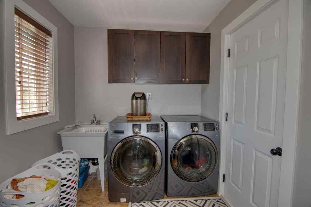 MLS® A2217851 - 280 1 Avenue N in NONE Magrath, Residential