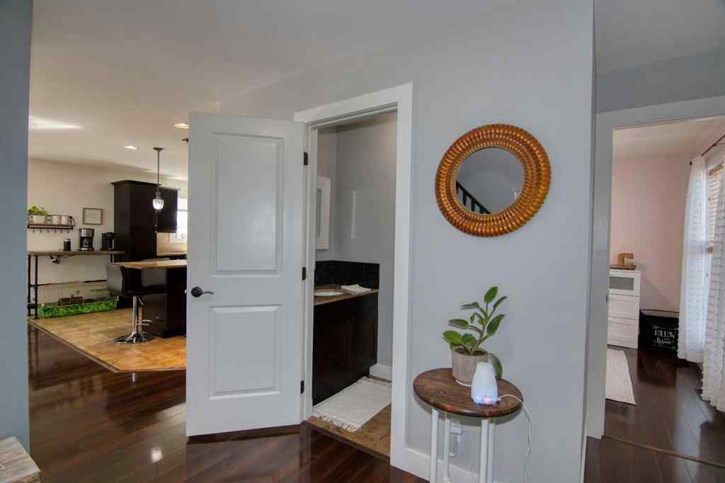 MLS® A2217851 - 280 1 Avenue N in NONE Magrath, Residential