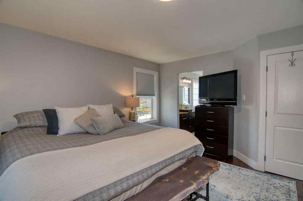 MLS® A2217851 - 280 1 Avenue N in NONE Magrath, Residential