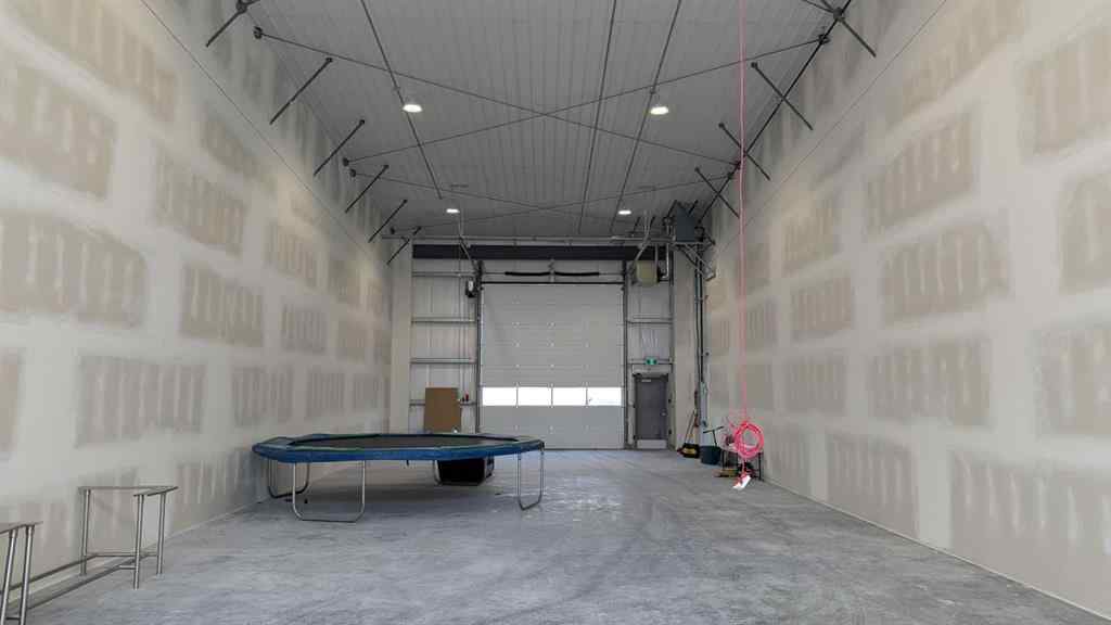 MLS® A2217859 - 3233 30 Avenue N in Sherring Industrial Park Lethbridge, Commercial