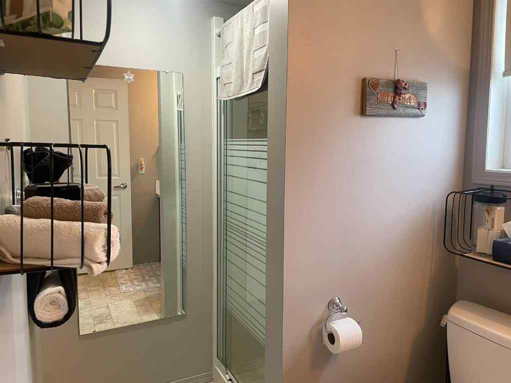 MLS® A2217860 - 622 Thistle Crescent  in NONE Pincher Creek, Residential