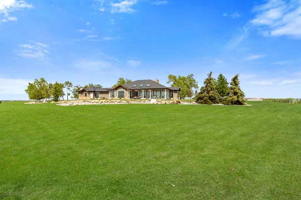 MLS® A2217872 - 285065 Symons Valley Road  in NONE Rural Rocky View County, Residential
