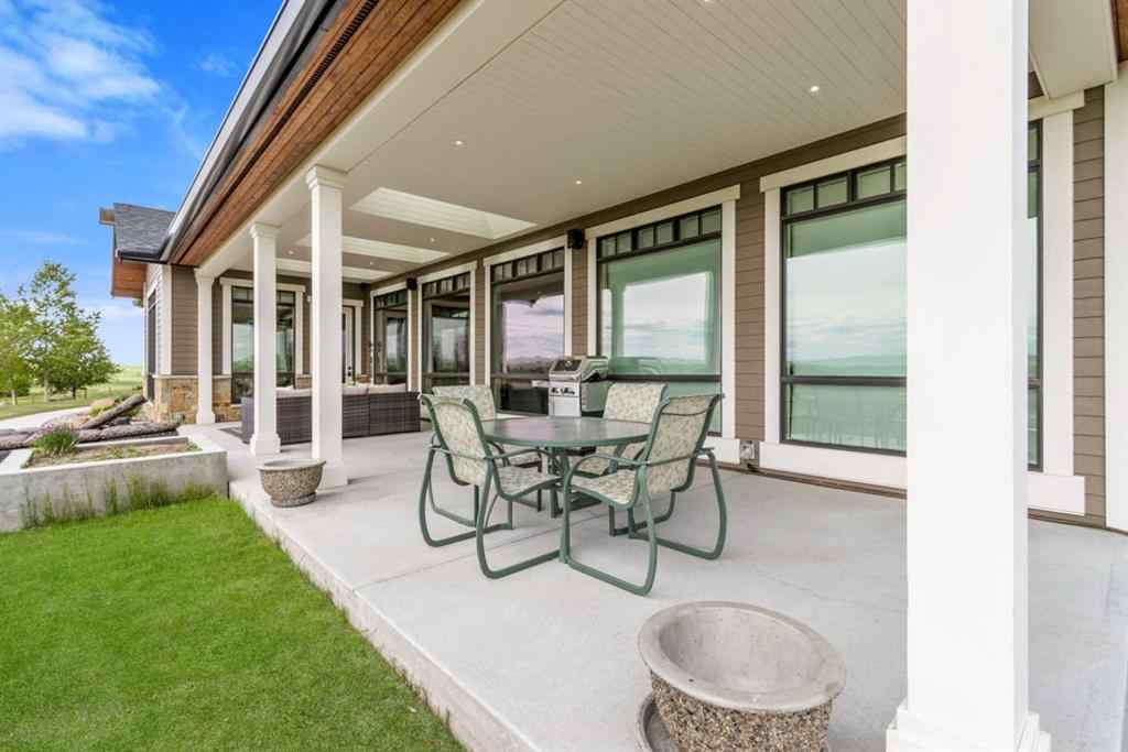 MLS® A2217872 - 285065 Symons Valley Road  in NONE Rural Rocky View County, Residential