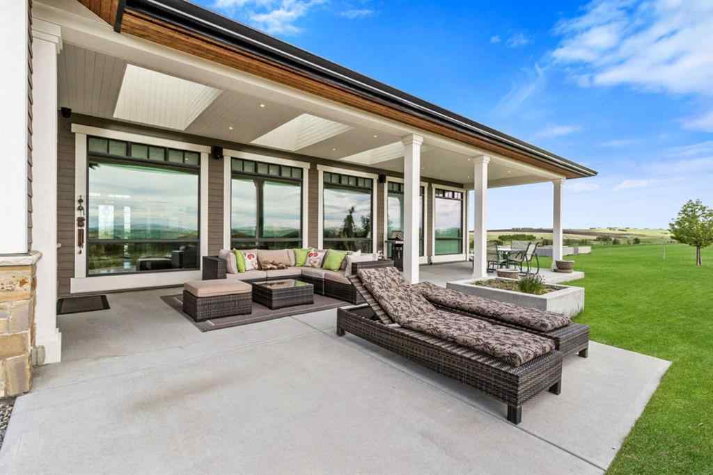 MLS® A2217872 - 285065 Symons Valley Road  in NONE Rural Rocky View County, Residential