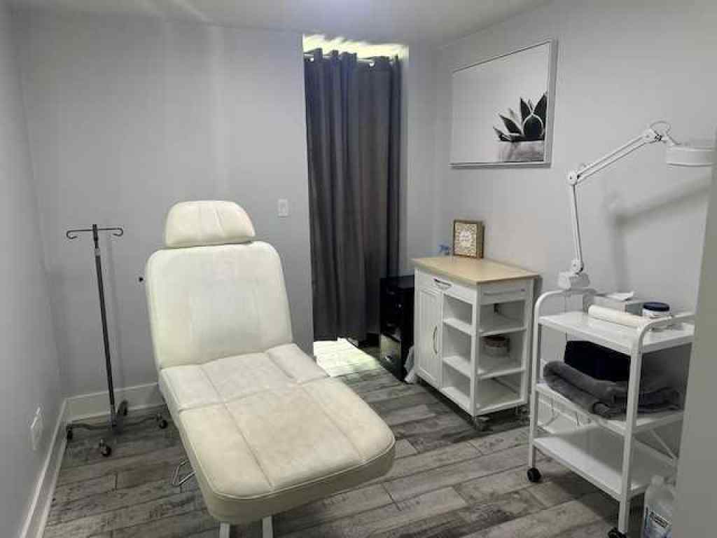 MLS® A2217896 - 4908 51 Avenue  in NONE Whitecourt, Commercial
